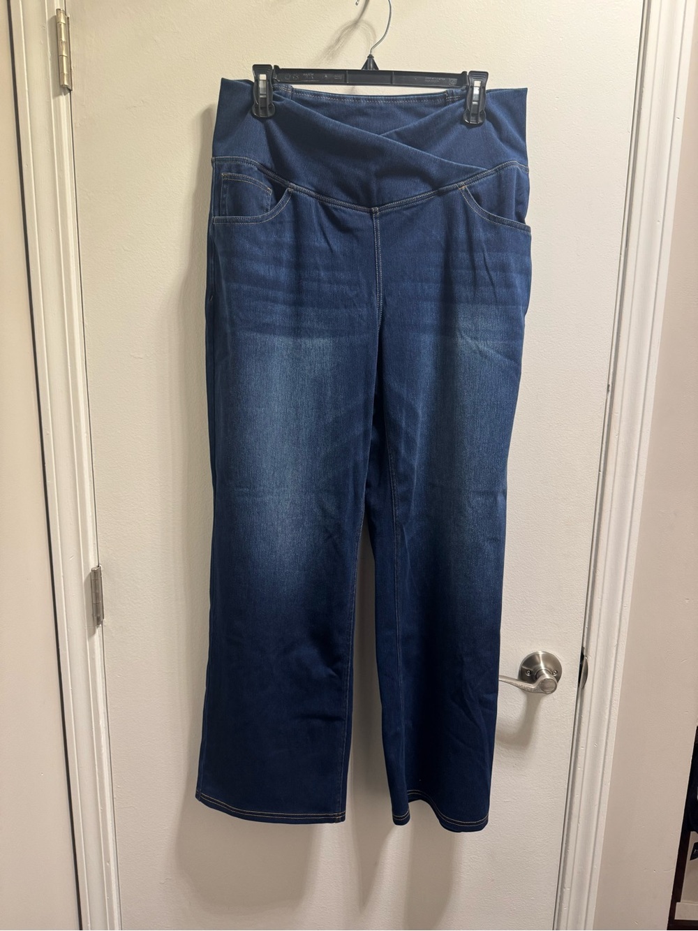 * Halara Flex™ Crossover High Waisted Tummy Control Casual Straight Leg Jeans